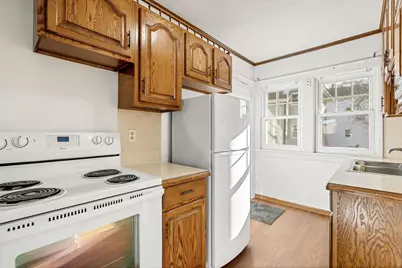 301 W Oakland Avenue #5, Austin, MN 55912 - Photo 10