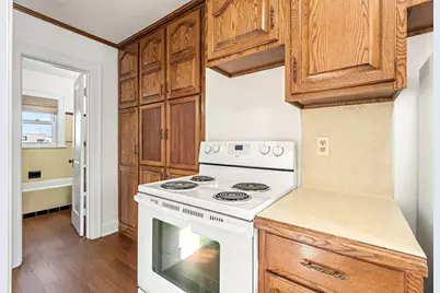 301 W Oakland Avenue #5, Austin, MN 55912 - Photo 12