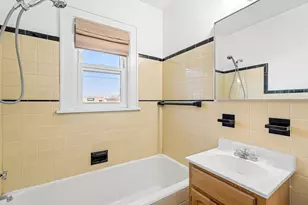 301 W Oakland Ave, Austin, MN 55912 - Photo 16