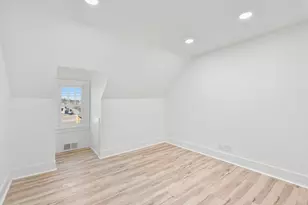 301 W Oakland Ave, Austin, MN 55912 - Photo 22