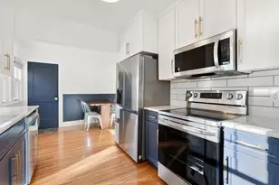 301 W Oakland Ave, Austin, MN 55912 - Photo 8