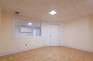 8556 Rich Ave S, Bloomington, MN 55437 - Photo 12