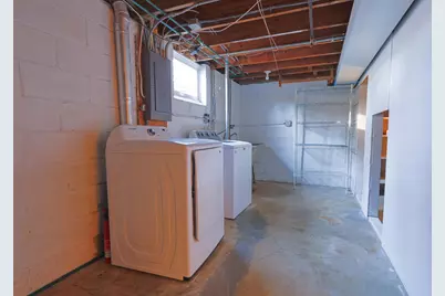 8556 Rich Avenue S, Bloomington, MN 55437 - Photo 16