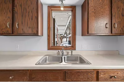 346 McKnight Road S, Maplewood, MN 55119 - Photo 8