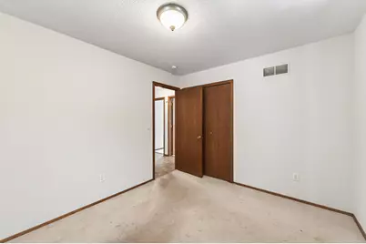 346 McKnight Road S, Maplewood, MN 55119 - Photo 26