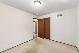 346 McKnight Rd S, Maplewood, MN 55119 - Photo 26