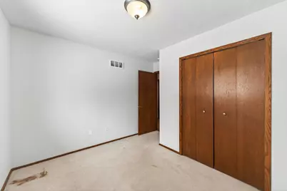 346 McKnight Road S, Maplewood, MN 55119 - Photo 22