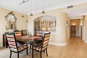 110 Bank St SE, Minneapolis, MN 55414 - Photo 16