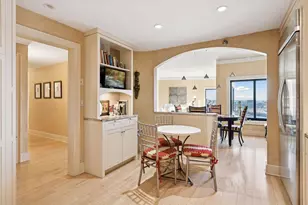 110 Bank St SE, Minneapolis, MN 55414 - Photo 20