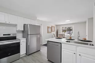 8237 1st Ave S, Bloomington, MN 55420 - Photo 6