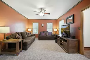 358 18th St SW, Owatonna, MN 55060 - Photo 4