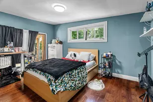 10727 Braewood Cir, Bloomington, MN 55437 - Photo 46