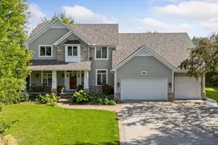 1646 Isabella Pkwy, Chaska, MN 55318 - Photo 1