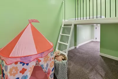 1646 Isabella Parkway, Chaska, MN 55318 - Photo 36