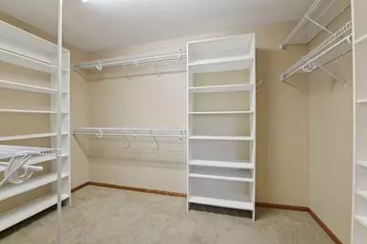 1646 Isabella Parkway, Chaska, MN 55318 - Photo 22