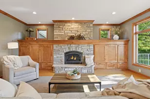 1646 Isabella Pkwy, Chaska, MN 55318 - Photo 6