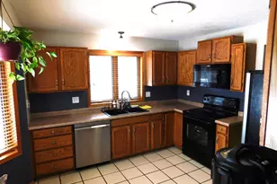 6691 13th St Circle N, Oakdale, MN 55128 - Photo 8