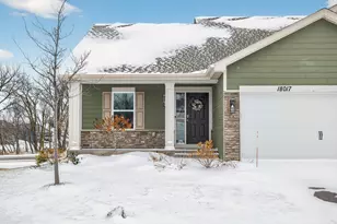 18017 Hidden Creek Trl, Lakeville, MN 55044 - Photo 2