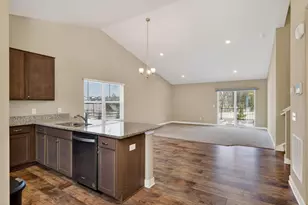 18017 Hidden Creek Trl, Lakeville, MN 55044 - Photo 4