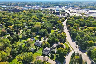 301 Plymouth Rd, Minnetonka, MN 55305 - Photo 88