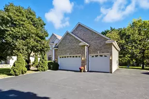 301 Plymouth Rd, Minnetonka, MN 55305 - Photo 4