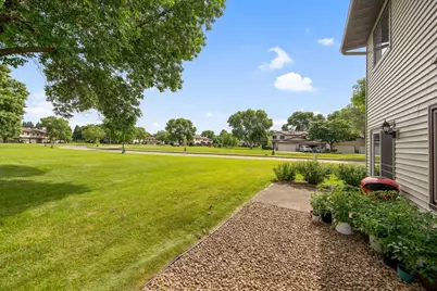 8775 Maplebrook Parkway N, Brooklyn Park, MN 55445 - Photo 38