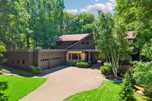 20895 Spencer Ln, Shorewood, MN 55331 - Photo 2