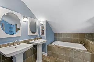 2600 Victory Memorial Dr, Minneapolis, MN 55412 - Photo 18