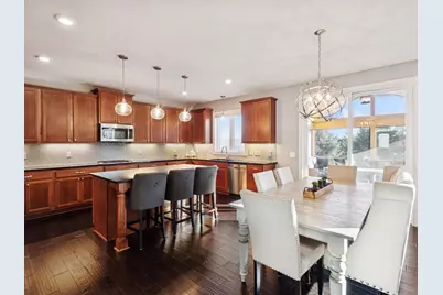 9785 Emerson Court, Eden Prairie, MN 55347 - Photo 10
