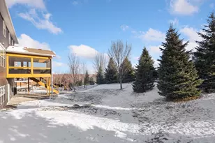 9785 Emerson Ct, Eden Prairie, MN 55347 - Photo 54