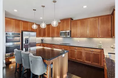 9785 Emerson Court, Eden Prairie, MN 55347 - Photo 12