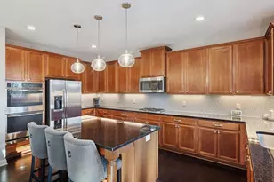 9785 Emerson Ct, Eden Prairie, MN 55347 - Photo 12