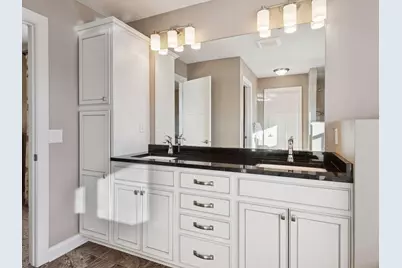 9785 Emerson Court, Eden Prairie, MN 55347 - Photo 28