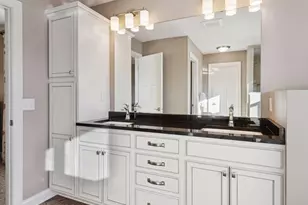 9785 Emerson Ct, Eden Prairie, MN 55347 - Photo 28