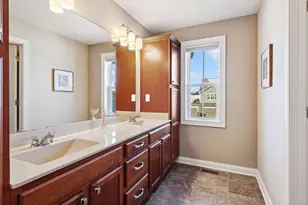 9785 Emerson Ct, Eden Prairie, MN 55347 - Photo 36