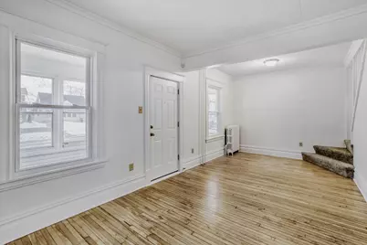 595 Hawthorne Avenue E, Saint Paul, MN 55130 - Photo 4