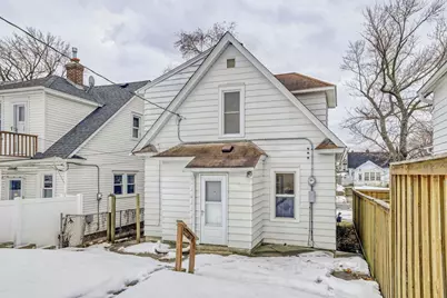 595 Hawthorne Avenue E, Saint Paul, MN 55130 - Photo 14