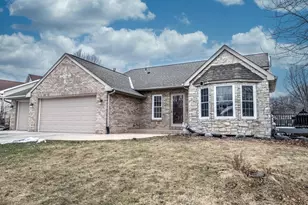 6030 Meadowood Ct, Savage, MN 55378 - Photo 4