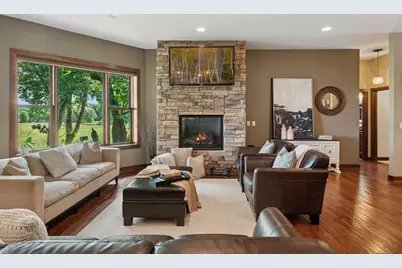 19900 Cottagewood Road, Deephaven, MN 55331 - Photo 18