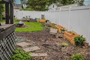 210 E 6th St, Morris, MN 56267 - Photo 6