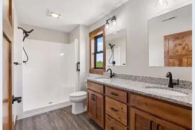 466 Coyote Way, New Richmond, WI 54017 - Photo 26