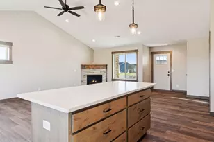 466 Coyote Way, New Richmond, WI 54017 - Photo 16