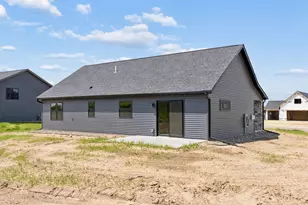 466 Coyote Way, New Richmond, WI 54017 - Photo 28