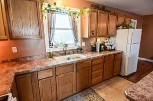 1009 Dewey Ave N, Thief River Falls, MN 56701 - Photo 6