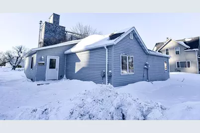 1009 Dewey Avenue N, Thief River Falls, MN 56701 - Photo 2