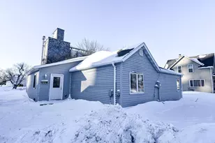 1009 Dewey Ave N, Thief River Falls, MN 56701 - Photo 2