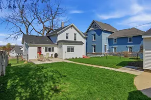 224 2nd St E, Wabasha, MN 55981 - Photo 6