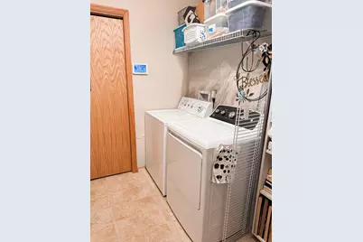 686 W River Drive, New London, MN 56273 - Photo 28