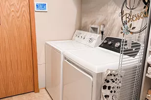 686 W River Dr, New London, MN 56273 - Photo 28