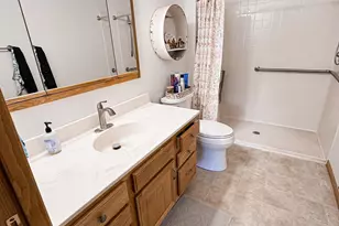 686 W River Dr, New London, MN 56273 - Photo 20